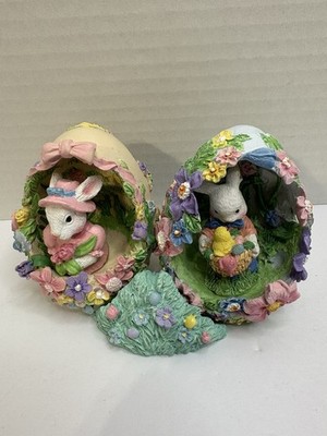 Two Diorama Eggs , Deco Resin Eggs, Rabbit, Family With Separate  Grass Stand