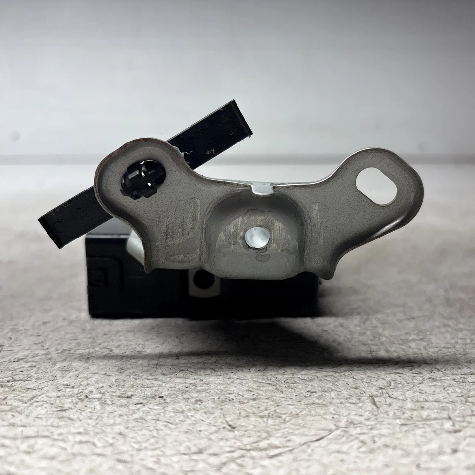 1995 1996 1997 LEXUS LS400 MÓDULO DE CONTROLE DE PORTA RECEPTOR 89741-50131 - Imagem 4 de 4