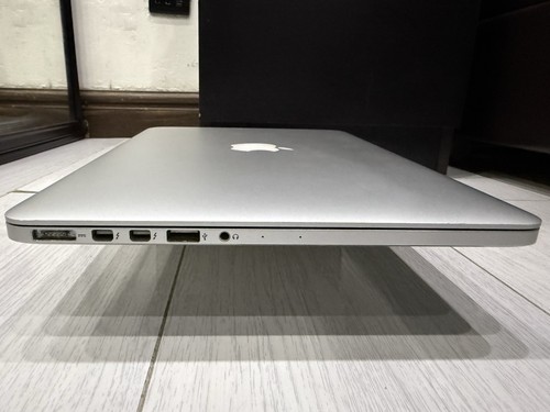 Apple MacBook Pro Retina 13.3" Early 2015 - 128GB SSD 8GB Ram - 2.7GHz Core i5 - Picture 13 of 17