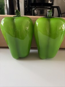 2 5” Tall Vintage Green Bell Peppers Glass Fruit With Applied Stems