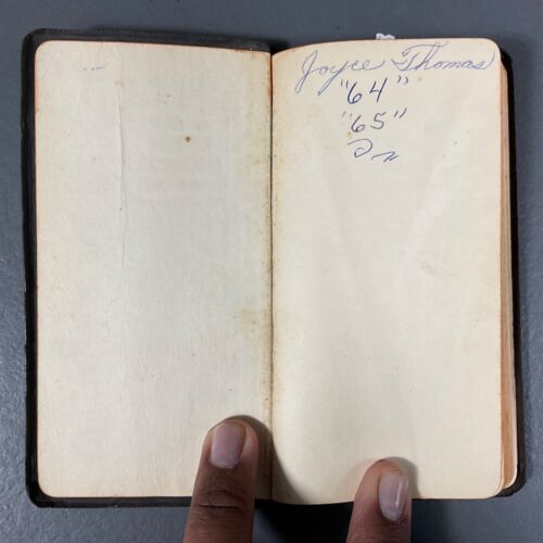Vest Pocket Webster Dictionary Self Pronouncing Vintage Leatherback Book 1962 - Picture 2 of 24