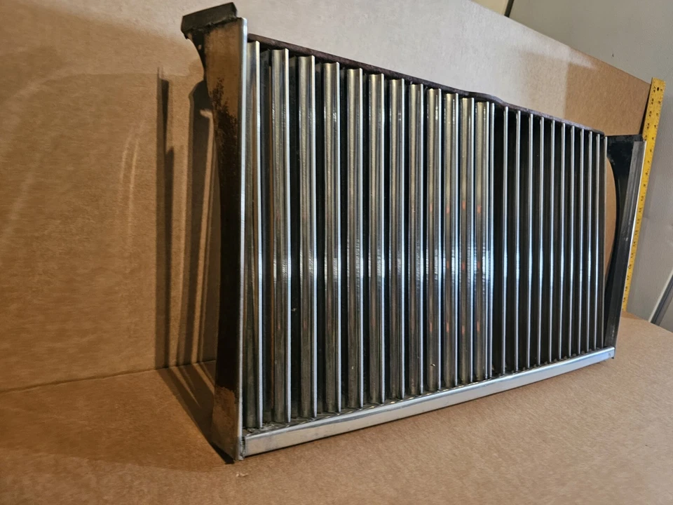 1981-1995 Rolls Royce Silver Spur Front Grille CENTER AND SIDES - Image 3 of 4