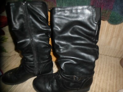 Unr8ed GIRLS Black Zip tall boots Girls Youth sz 2  buckle trim in box