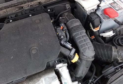 AIRBOX PEUGEOT 308 MK2 (T9) 13-21 1499 DIESEL Air Filter Airbox - Picture 3 of 6