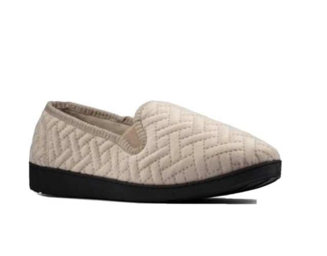 Clarks shoes deals ladies slippers
