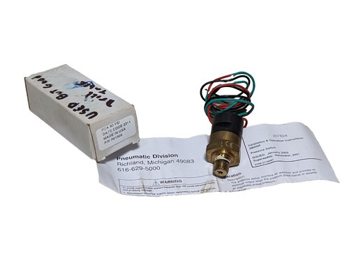 Oil Pressure Switch 27010-1313 27010-1155 for Kawasaki 1981-2023