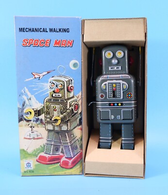 Ha Ha MS438 Mechanical Walking Space Man Robot wind up New in box