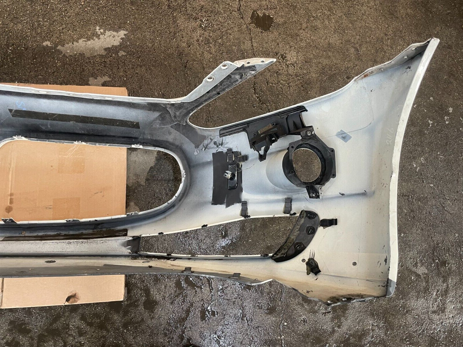 2008 - 2012 MASERATI GRANTURISMO FRONT BUMPER 80885700 OEM