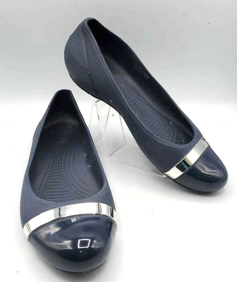 Crocs top cap toe