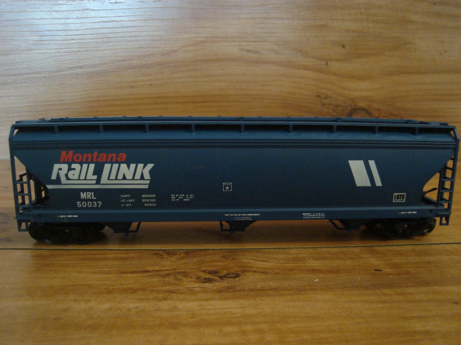 Picture 4 of 9