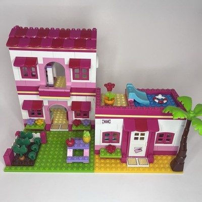 Hello Kitty Mega Bloks Beach House 2013 Used Incomplete Missing  Instructions