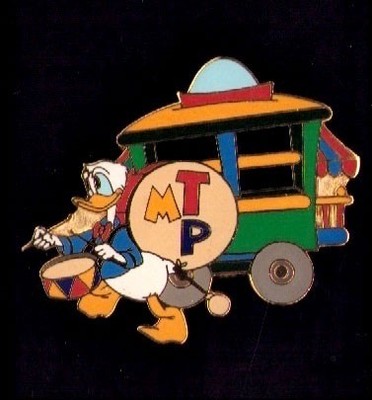 Disney WDW Mickey's Trade Parade Donald Float #7 LE 6985 Pin