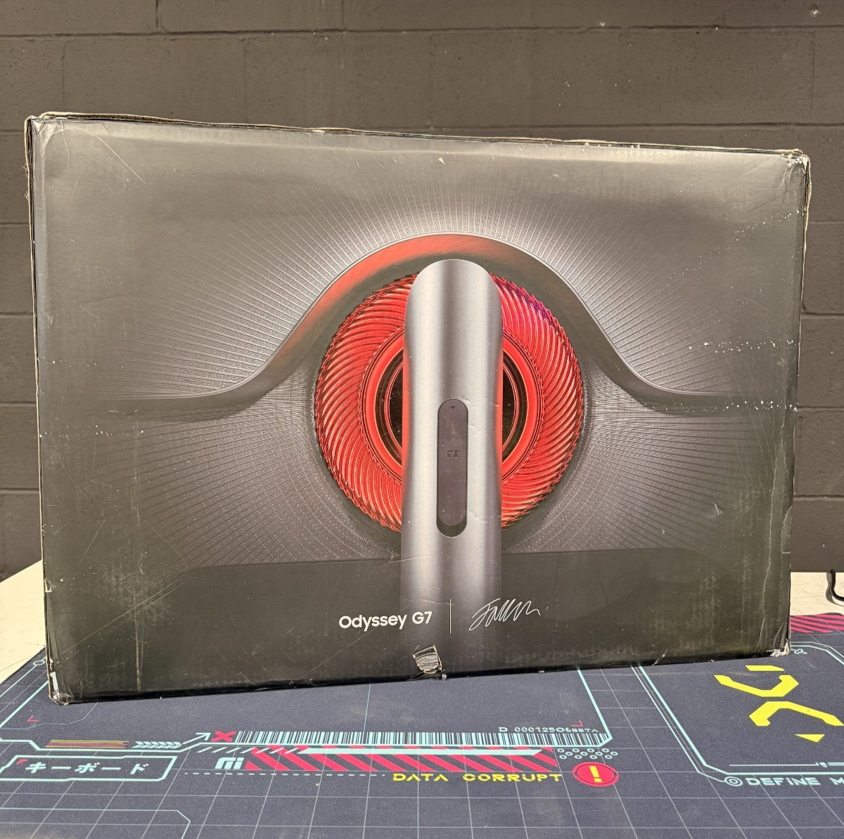 Samsung G7 T1 Faker Edition 27″ Curved WQHD 240Hz G77 Series Gaming Monitor