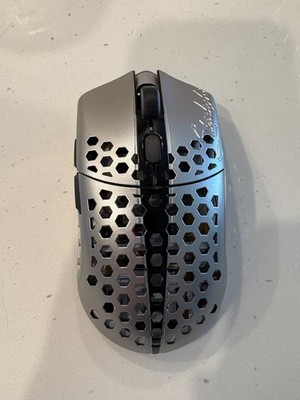 Finalmouse Starlight Pro Small Wireless Gaming Mouse   Silver   Limited Edition