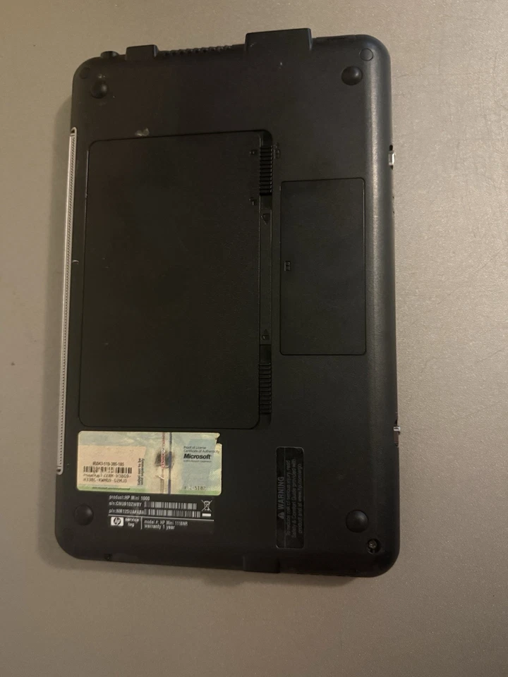 HP Mini 1000 Notebook - Intel Atom 1.6 GHz 1GB 60GB - 10.2" LED Not Tested - Image 4 of 4