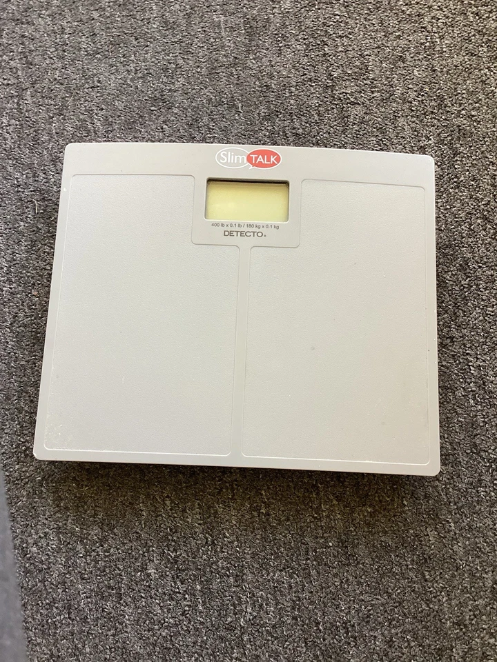 Balança de banheiro falante Detecto SlimTalk, inglês/espanhol, 400 lb x 0,1 lb - Imagem 2 de 4