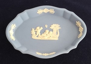 Details About Wedgwood Jasper Ware White And Blue Trinket Dish Pin With Cherub Design Details About Wedgwood Jasper Ware White And Blue Trinket Dish Pin With Cherub Design