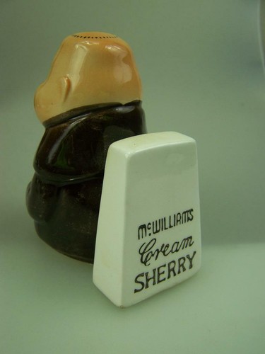 De colección McWilliams Crema Jerez Monje Matchbox Soporte Q5 - Imagen 2 de 4