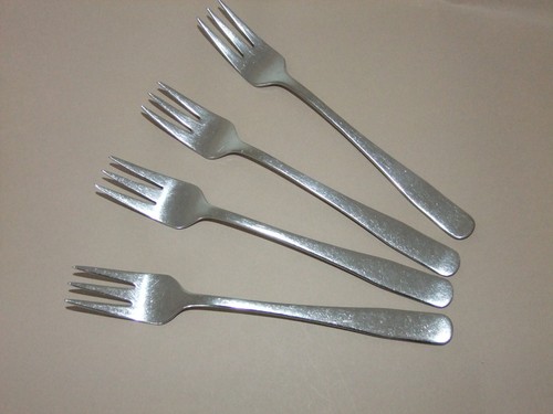 Walker & Hall Forks Stainless Steel Modern Cutlery Flatware Fork Fine Dining 4 - Picture 4 of 5