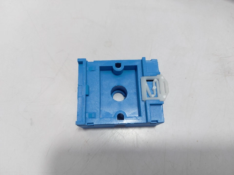 Finder 90.26 Socket Relay 10A 250V/10A 300V - Lotto Da 25PCs - Image 4 of 4