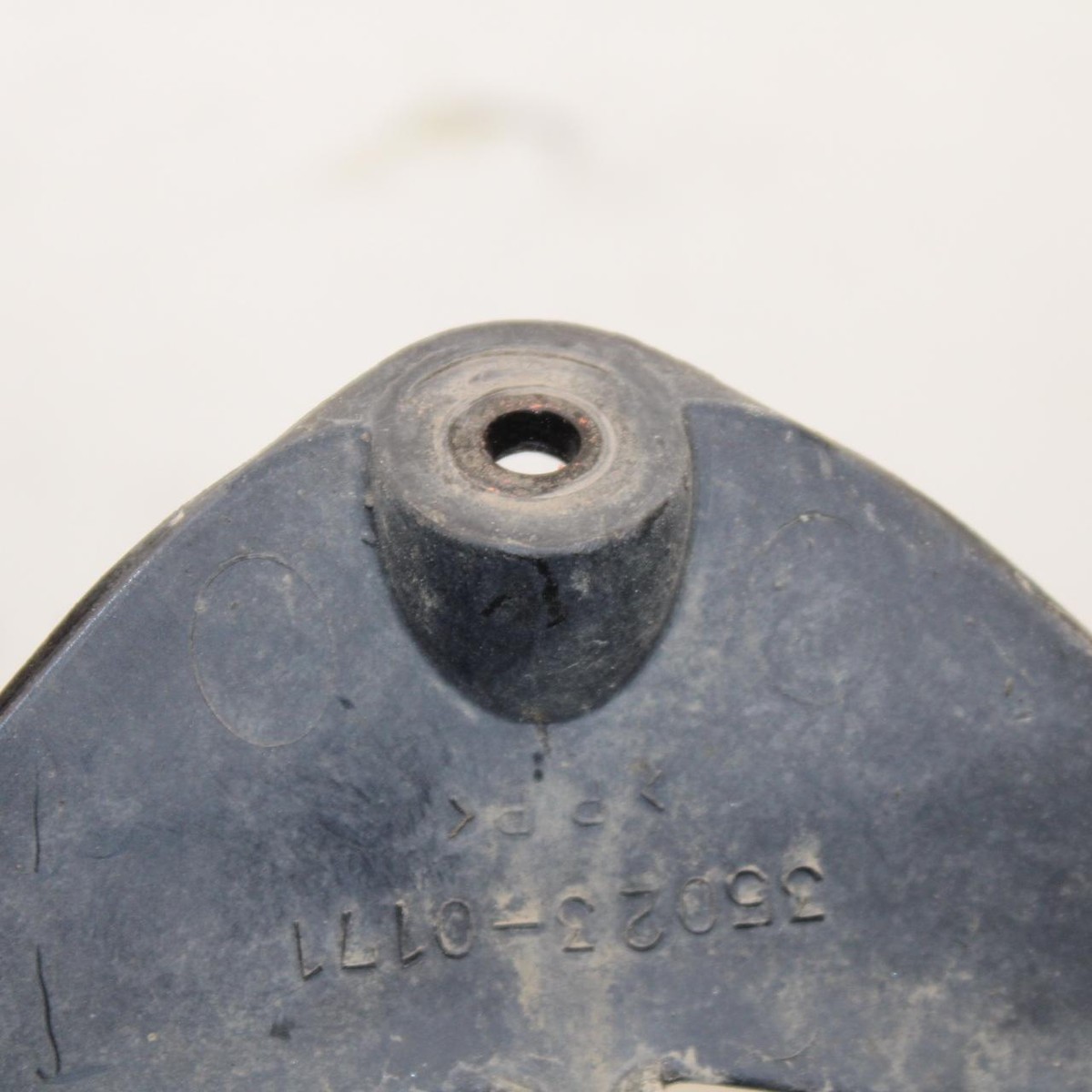 21 KAWASAKI NINJA ZX6R REAR BACK WHEEL TIRE HUGGER FENDER 35023