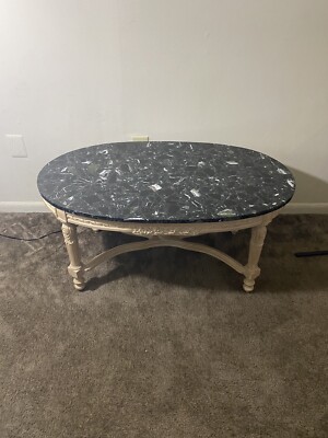 BEAUTIFUL VINTAGE MARBLE TOP VICTORIAN STYLE WOOD CARVED OVAL COFFEE TABLE