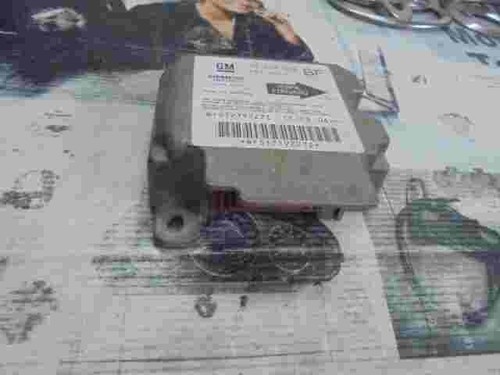 Airbagsensor Airbagsteuergerät / Opel Astra G ( BF) 09229302 330518650 5WK42925