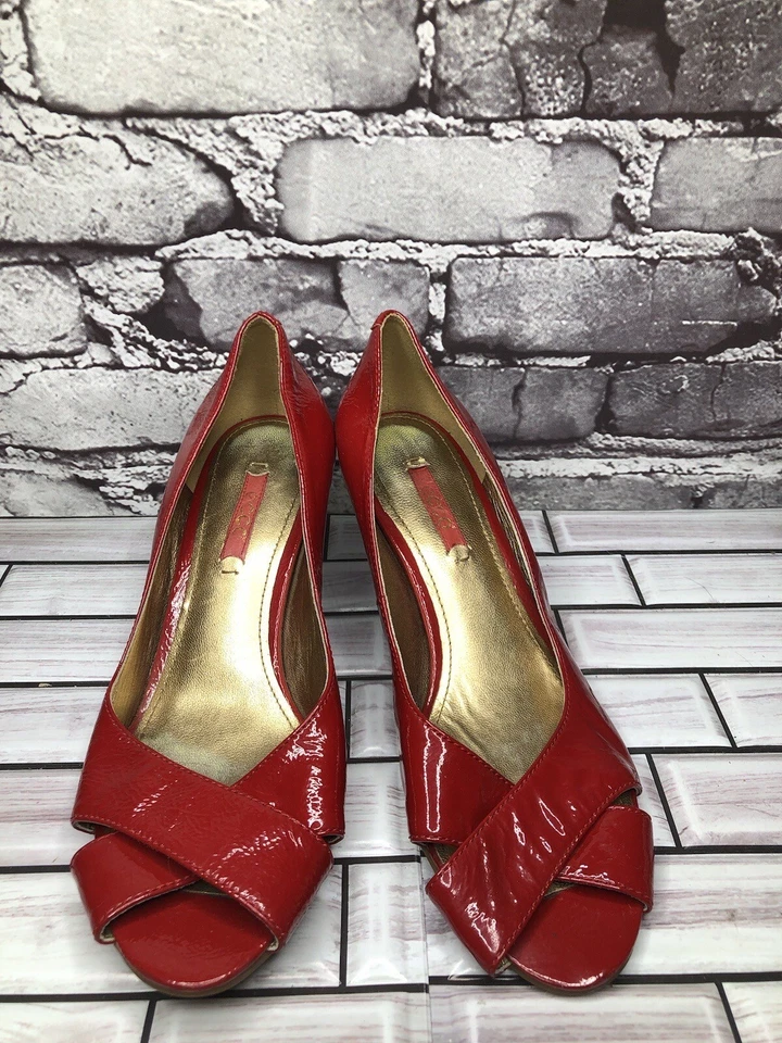 Tacones altos apilados de madera Ecco de charol rojo punta abierta para mujer talla 38EU/7,5M EE. UU. Foto 2 de 4