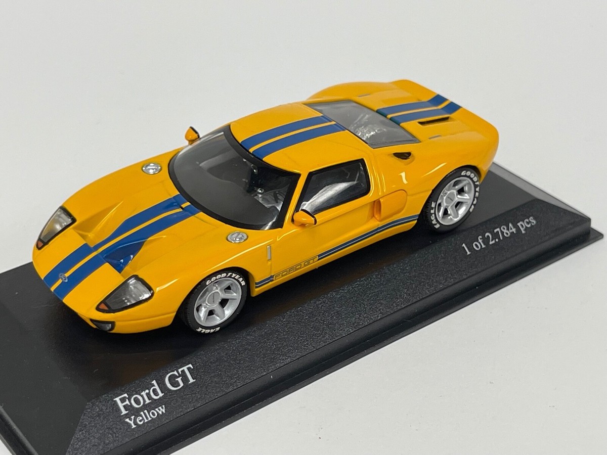特価 MINICHAMPS (1/43) フォード GT 1/43 Minichamps Ford GT from 2004 in Yellow blue stripe 400