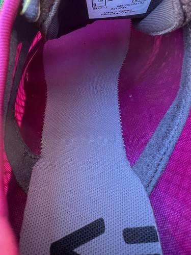 New Balance Minimus Barefoot Trail Runing Shoes Women Size 10 Pink/Gray WT20BG2 - Picture 3 of 18