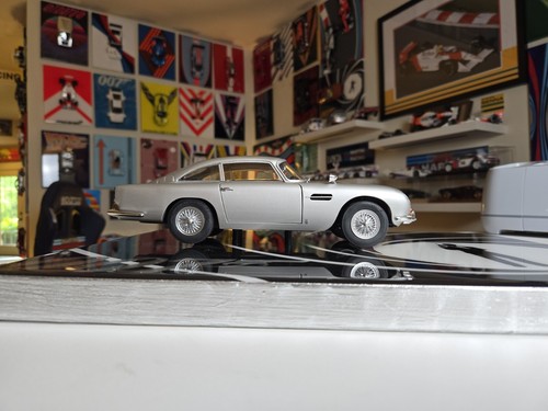 1/18 Aston Martin DB5 James Bond 007 Themed Wall Art Model Mount Free Shipping - Picture 13 of 13