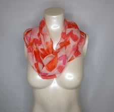 Valentine's Day Women's Infinity Scarf Red Hearts
