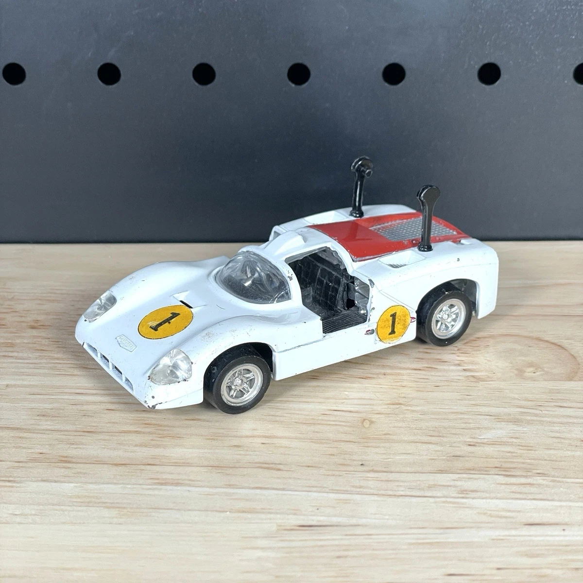 Chaparral Car 1:43 Vintage Manufacture Diecast Cars, Trucks & Vans