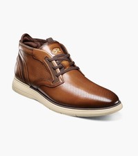 Stacy Adams Eastmont Plain Toe Elastic Lace Chukka Boot Cognac 25748-221
