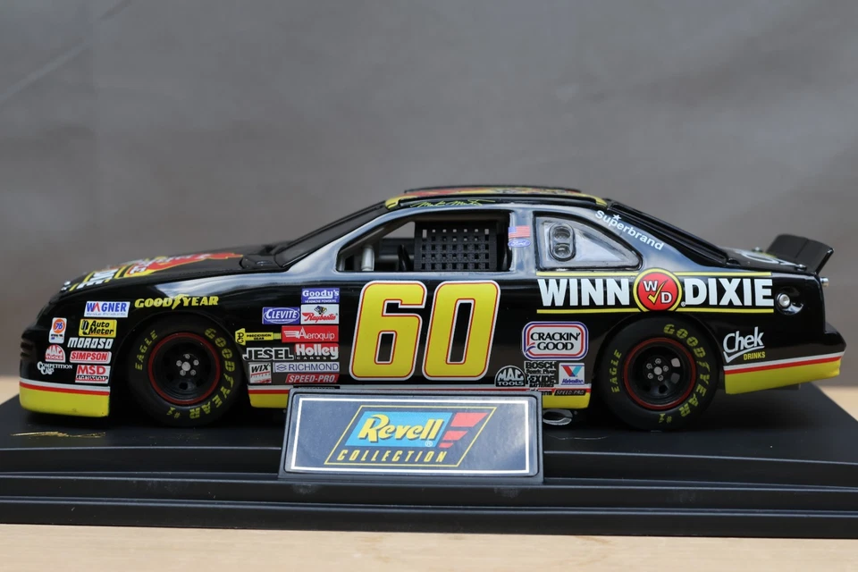 Mark Martin #60 Winn Dixie 1997 Thunderbird Texas Winner CWC 1:24 NASCAR NEW - Image 3 of 4