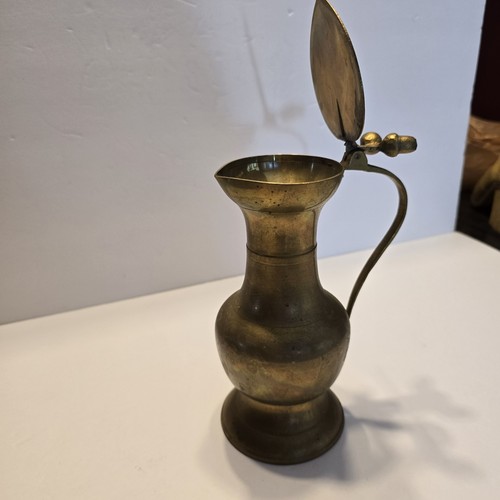 Vintage Jug Brass / Oil Asian Jug very nice Item Home Decorative - Picture 7 of 8