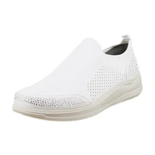 Bzees Timeless Bright Womens Athletic Bright White