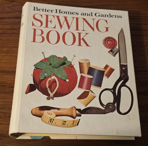 Better Homes and Gardens Sewing Book, 1970
