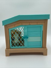 Little Live Pets Mama Guinea Pig with Hutch and 1 Surprise Baby Interactive
