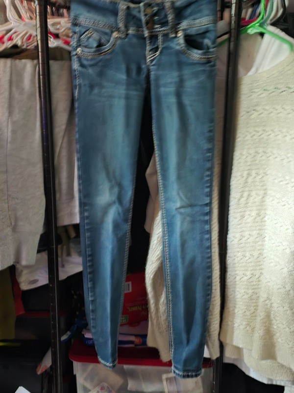 Women YMI Want A Better Butt Mid Rise Skinny Denim Blue Jeans Size 3