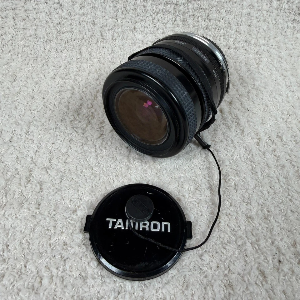 Tamron 28-70mm f3.5-4.5 Tele Macro Telephoto Zoom Lens with Cap Untested - Image 2 of 4