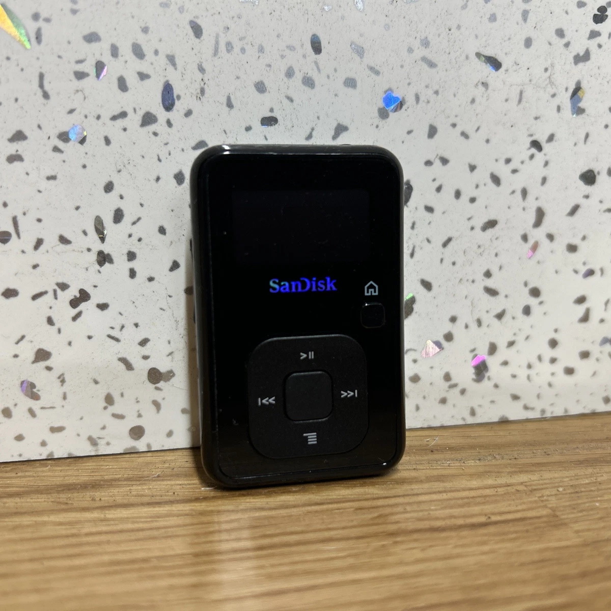 Lecteur MP3 SanDisk Sansa Express 2 Go - Noir SDMX7-2048-A18 - NEUF Avec Bande