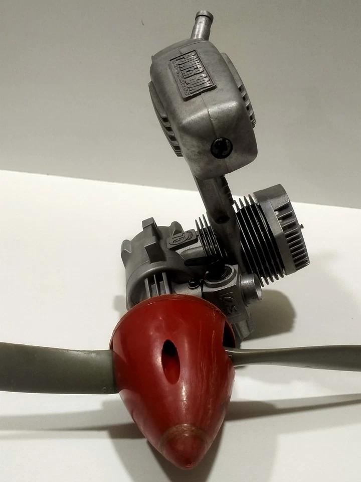 OS MAX 75 AX  RC AIRPLANE ENGINE  W/ E-4040 Power Box MUFFLER Master Air, Screw - Image 4 of 4