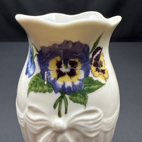 Belleek Enchanted Garden Violet Flower Bud Vase Irish Porcelain 5 1/8" Tall - 第 1/17 張圖片