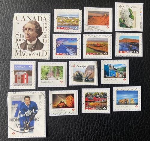 Konvolut 15 Briefmarken Kanada verschiedene Jahre - noch auf Fragment M91