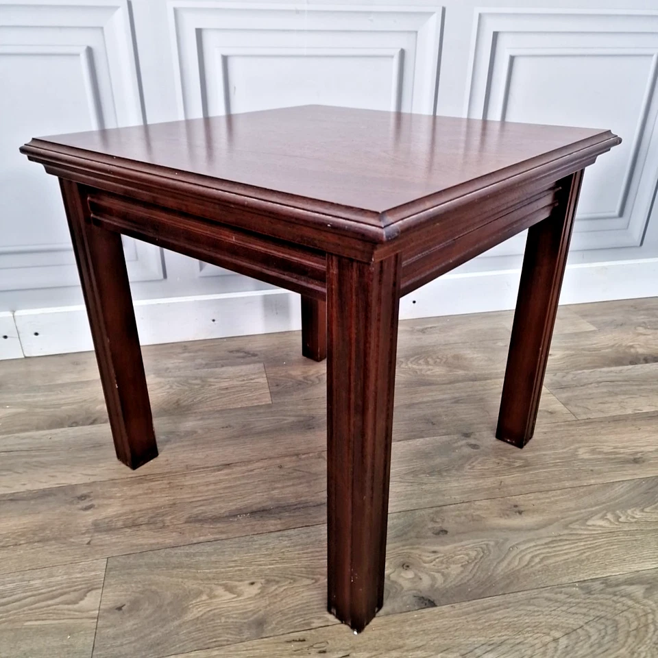 Antique Vintage Mahogany Side Table - Square Occasional Lamp Wooden Fluted Legs - Image 2 of 4