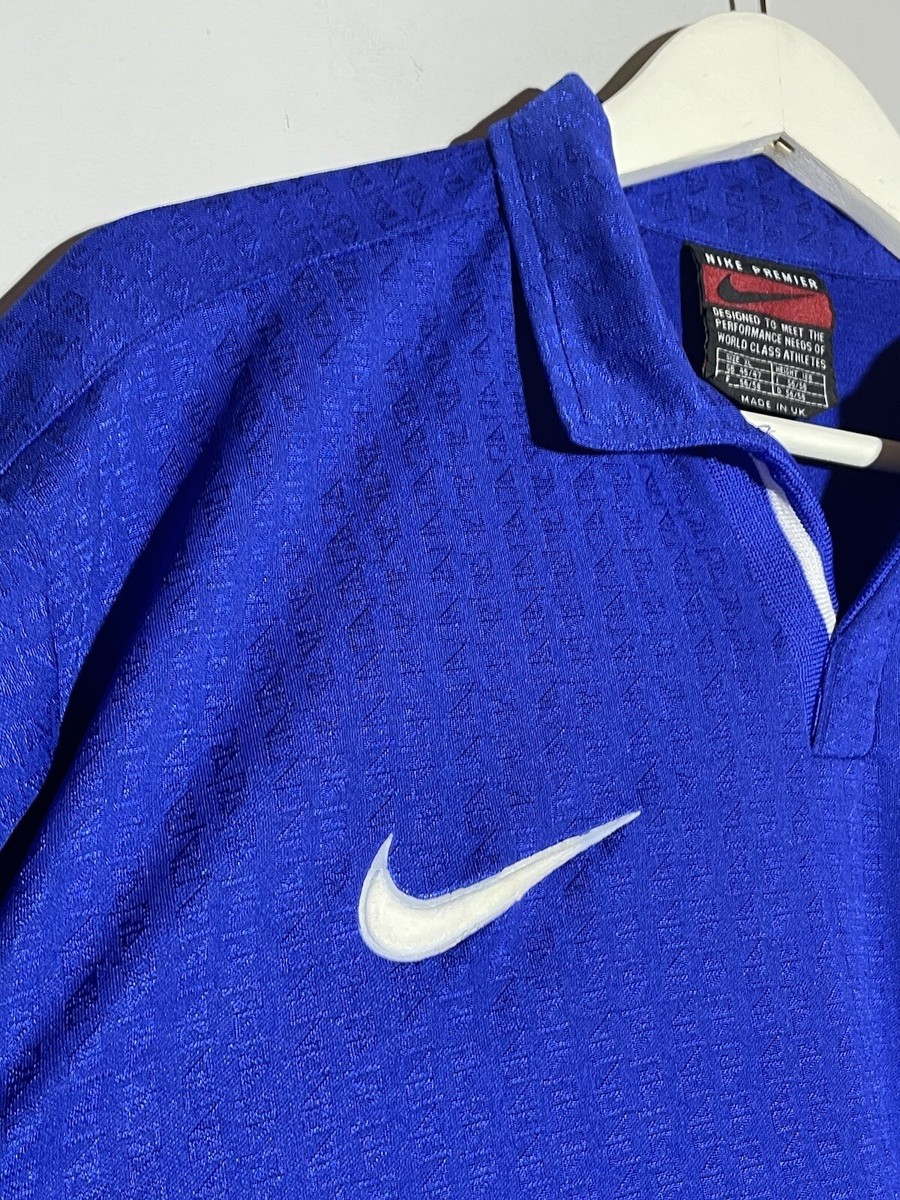 NIKE 95-96 イタリア代表　ユニフォーム MADE in UK NIKE 95-96 イタリア代表 ユニフォーム MADE in UK