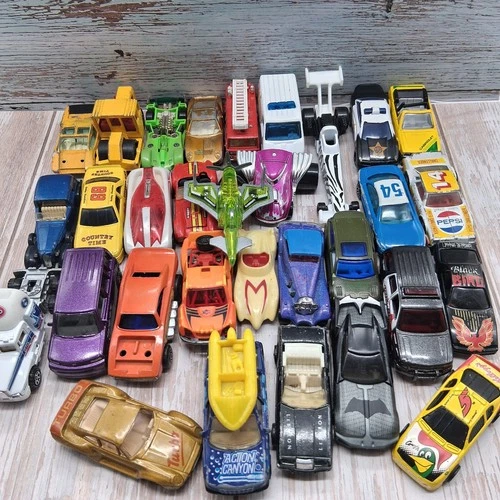 Vintage and Modern Diecast Vehicles Lot of 30 Mixed Brands ( Read Description )