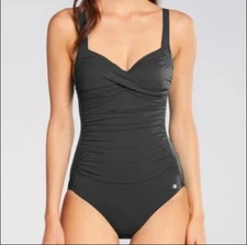 Sunseeker Ruched Tummy Control One Piece Swim Suit Size 6 D Black Beach
