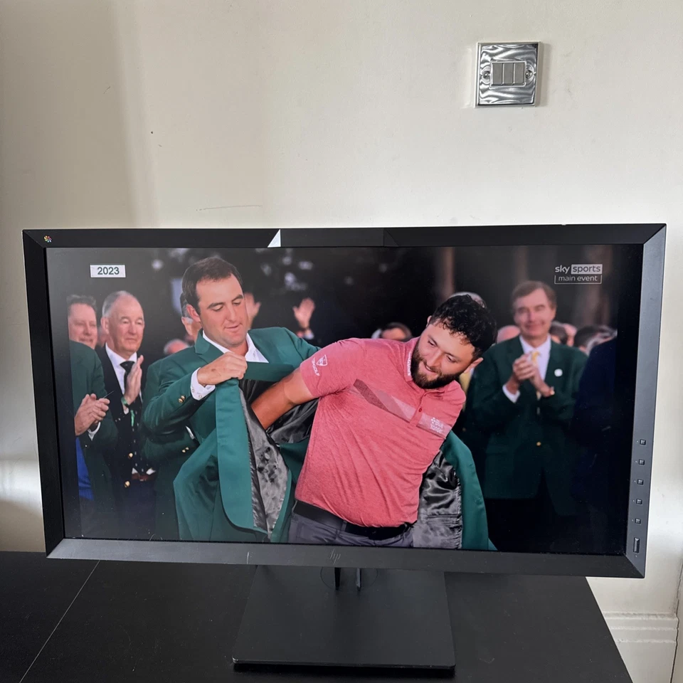 HP DreamColor Z31x 31-inch Photo Editing 100% AdobeRGB 10-bit monitor - Image 3 of 4